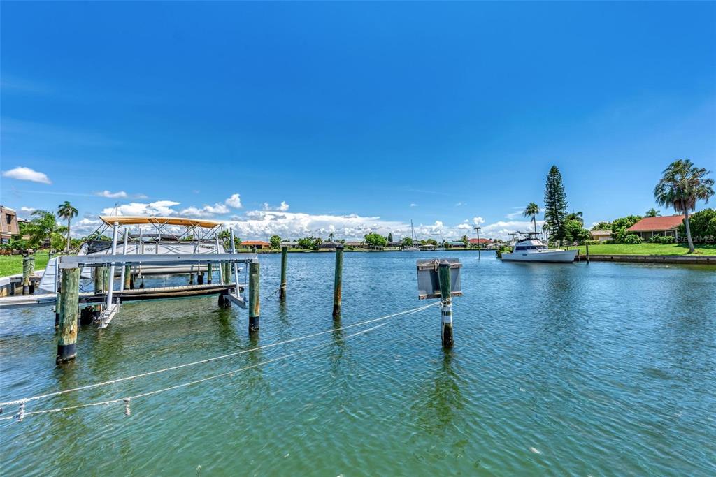 960 APOLLO BEACH BLVD #201