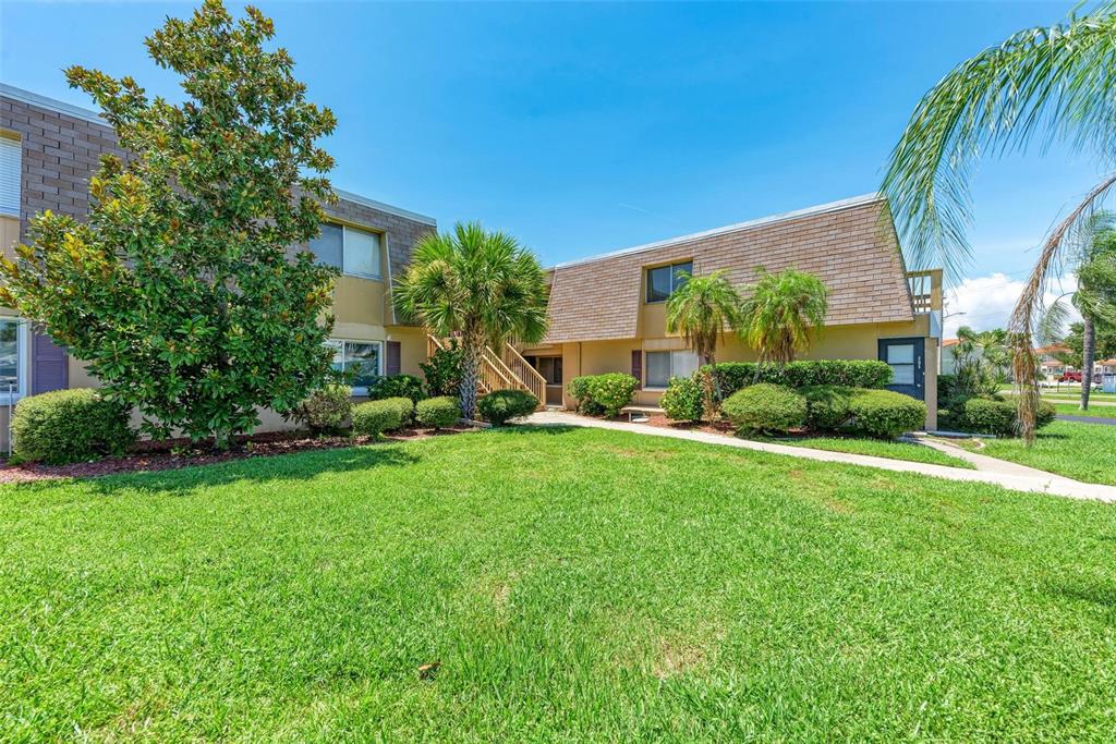 960 APOLLO BEACH BLVD #201