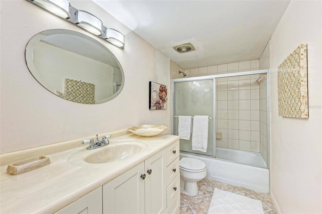 960 APOLLO BEACH BLVD #201