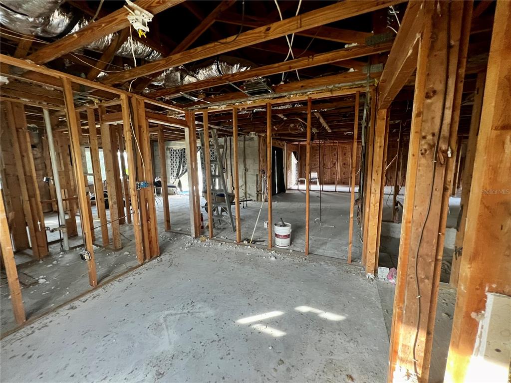 4516 MANGROVE POINT RD