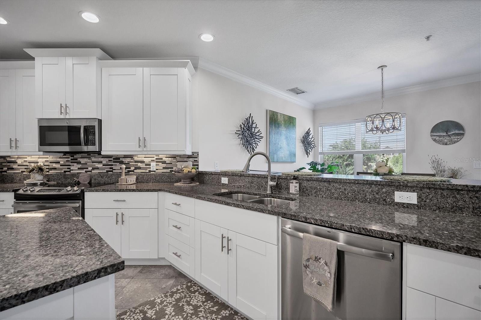 7740 34TH AVE W #102