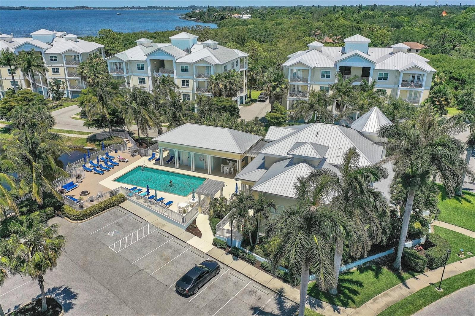 7740 34TH AVE W #102