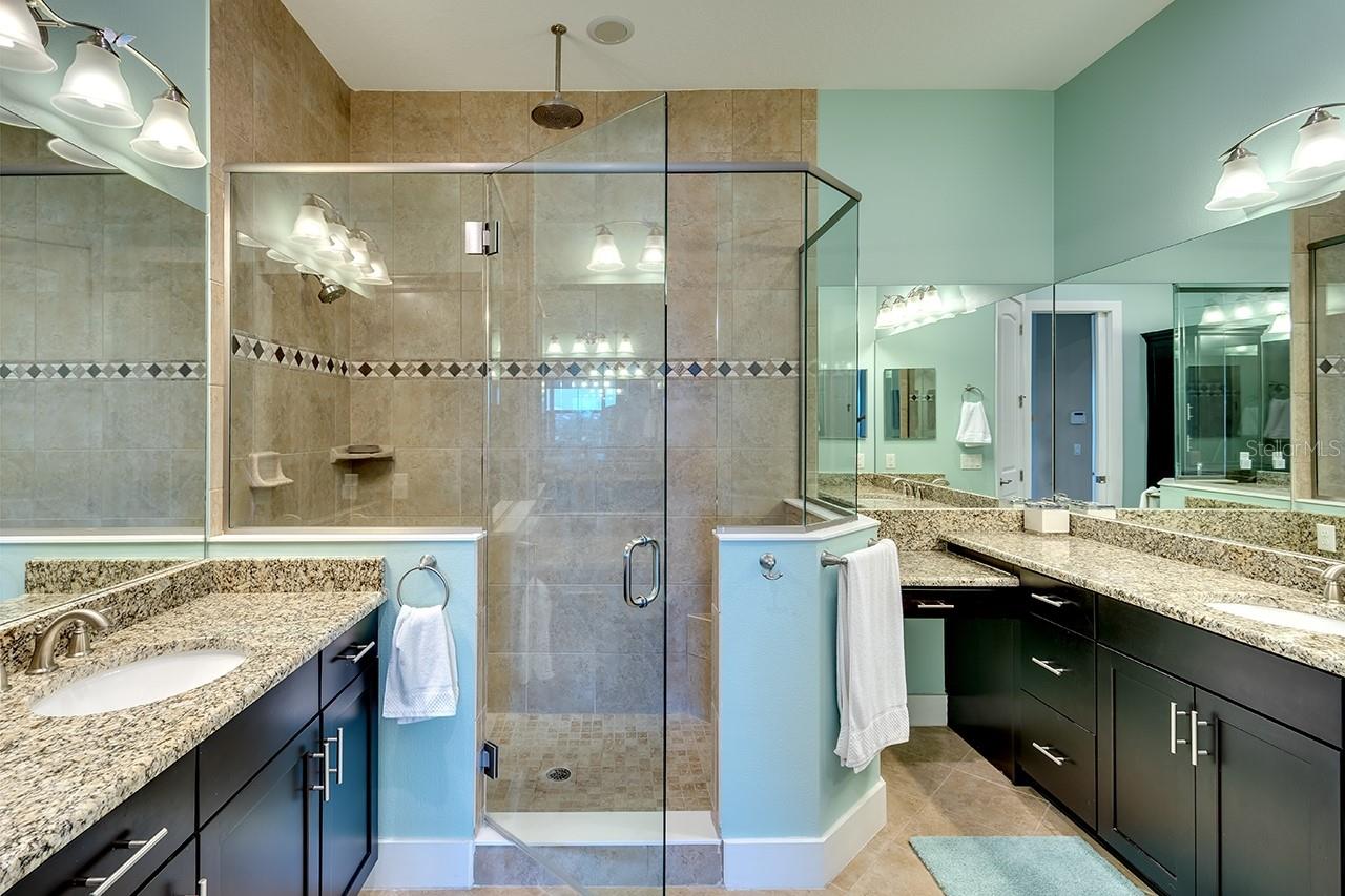 234 SAPPHIRE LAKE DR #202