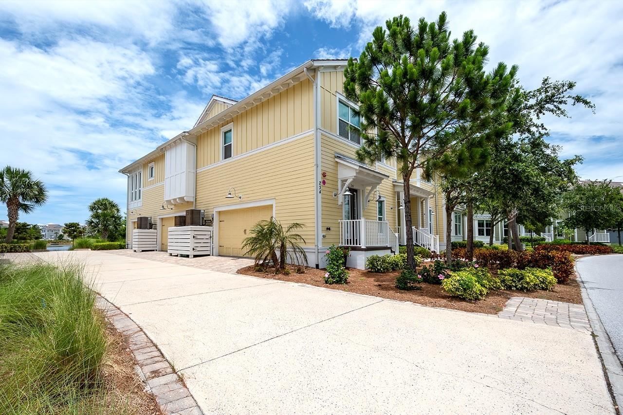 234 SAPPHIRE LAKE DR #202