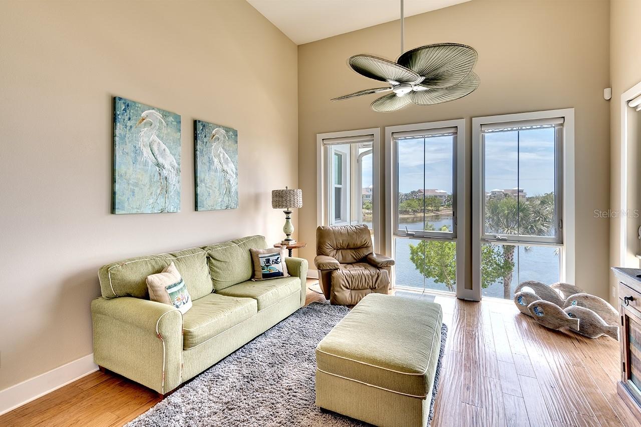 234 SAPPHIRE LAKE DR #202