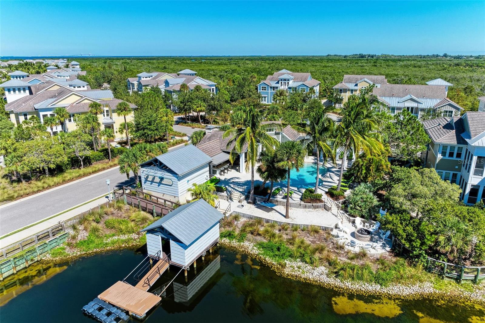 308 SAPPHIRE LAKE DR #101