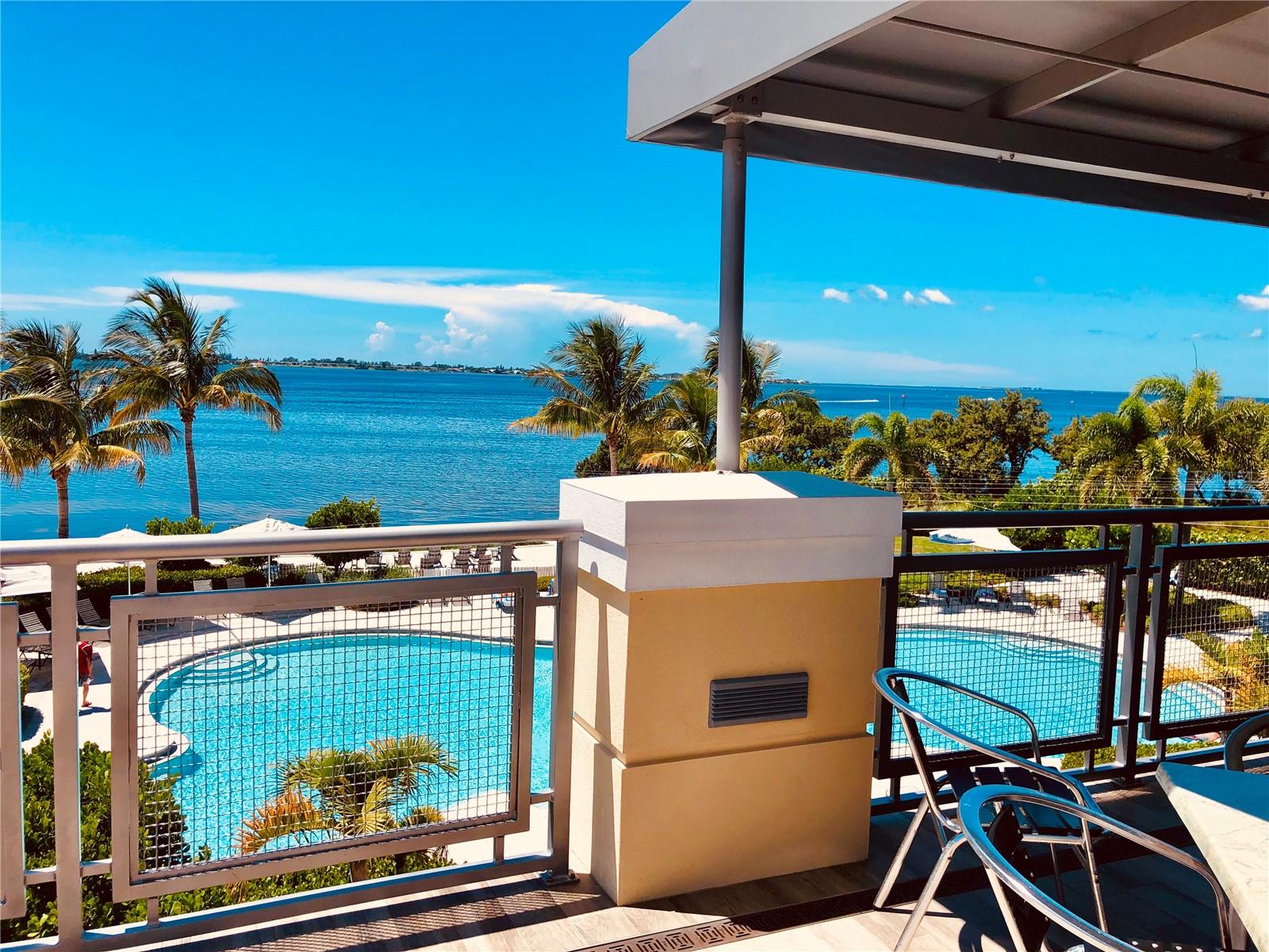 308 SAPPHIRE LAKE DR #101