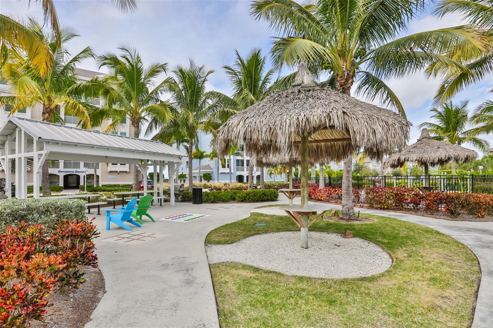 308 SAPPHIRE LAKE DR #101