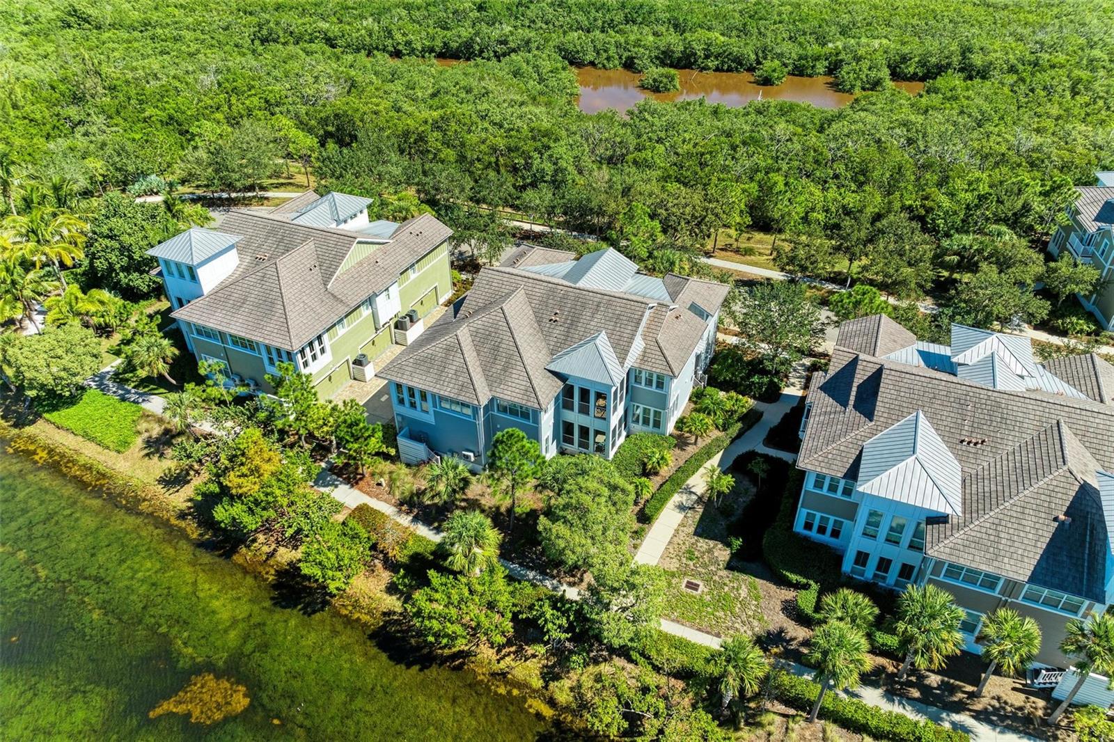 308 SAPPHIRE LAKE DR #101