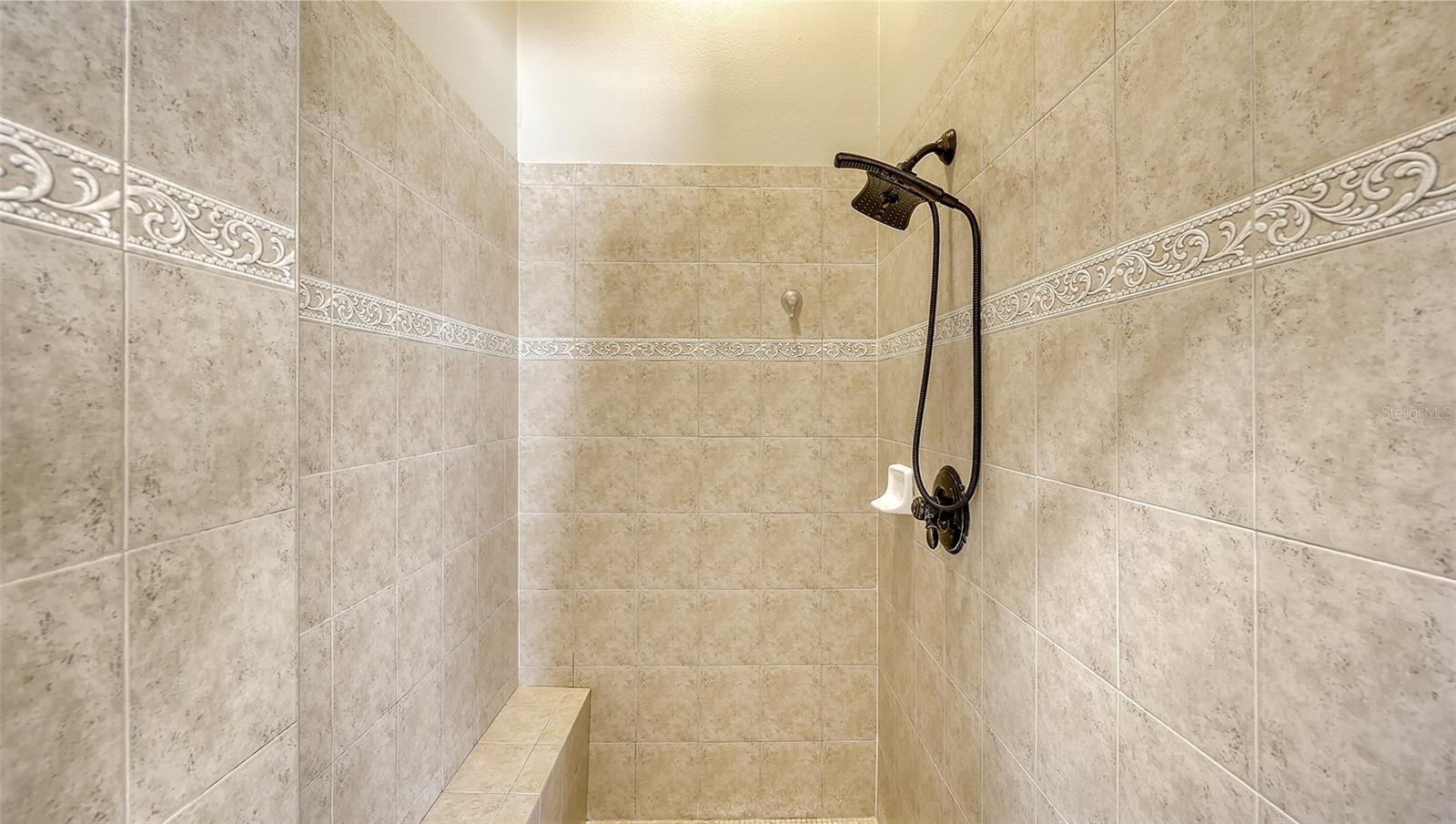 7703 NOTTINGHILL SKY DR