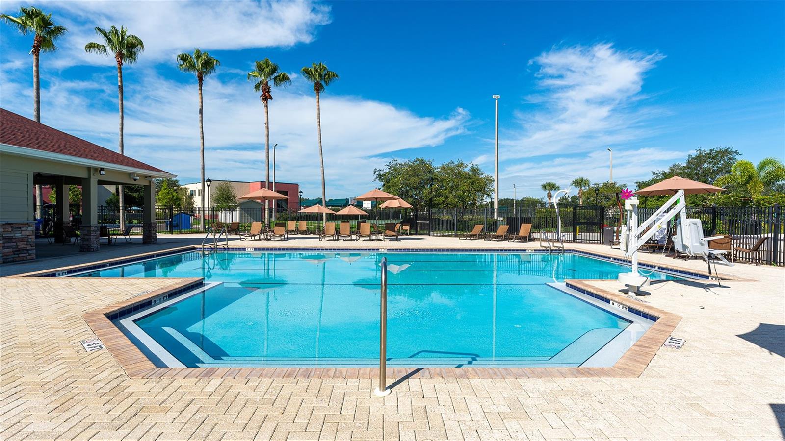 7703 NOTTINGHILL SKY DR