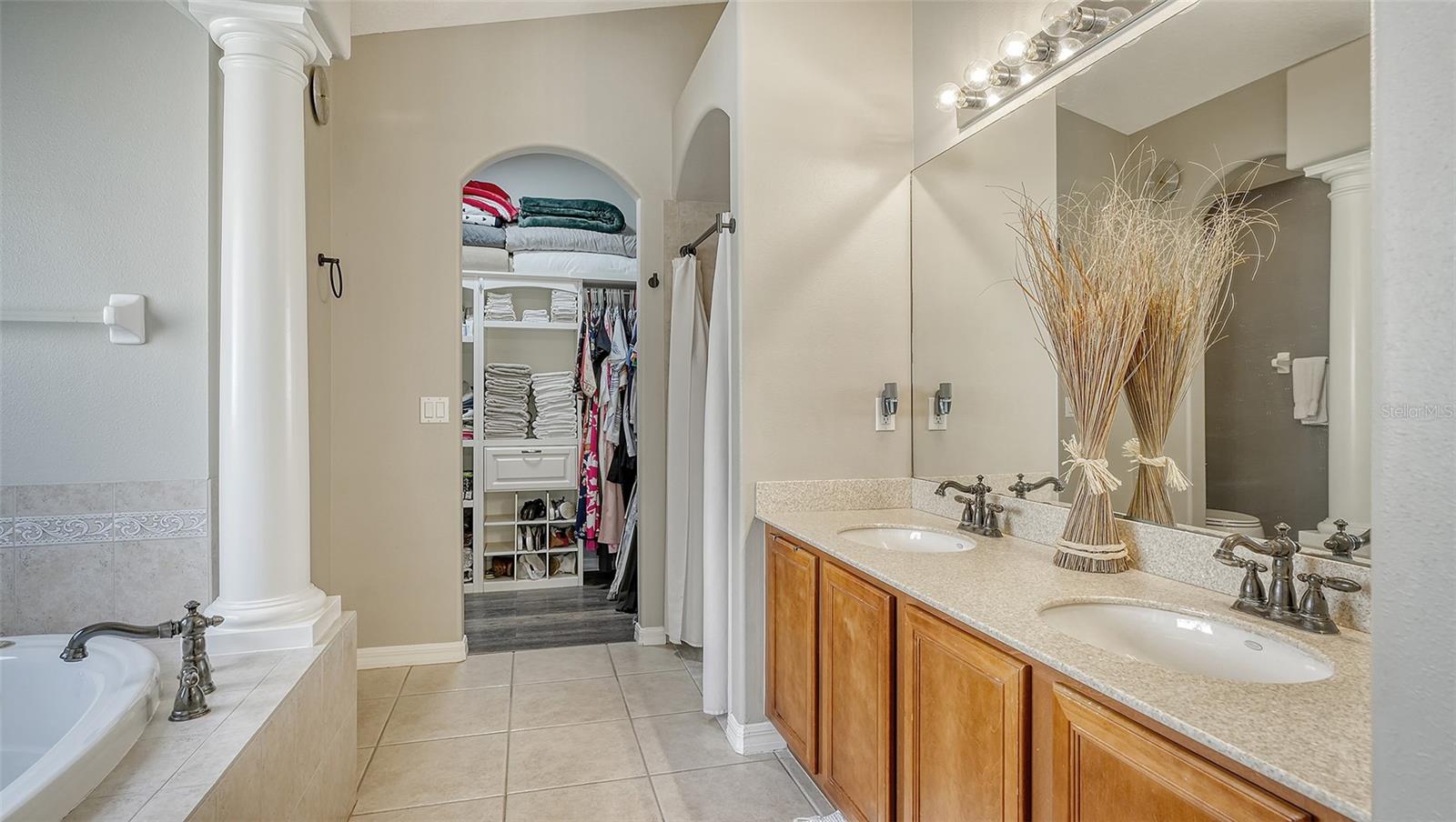 7703 NOTTINGHILL SKY DR