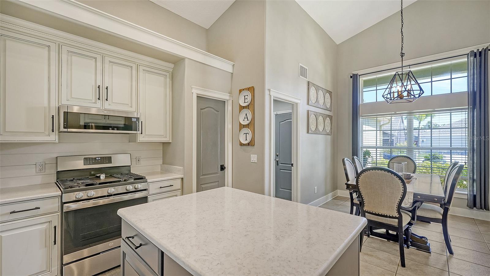 7703 NOTTINGHILL SKY DR