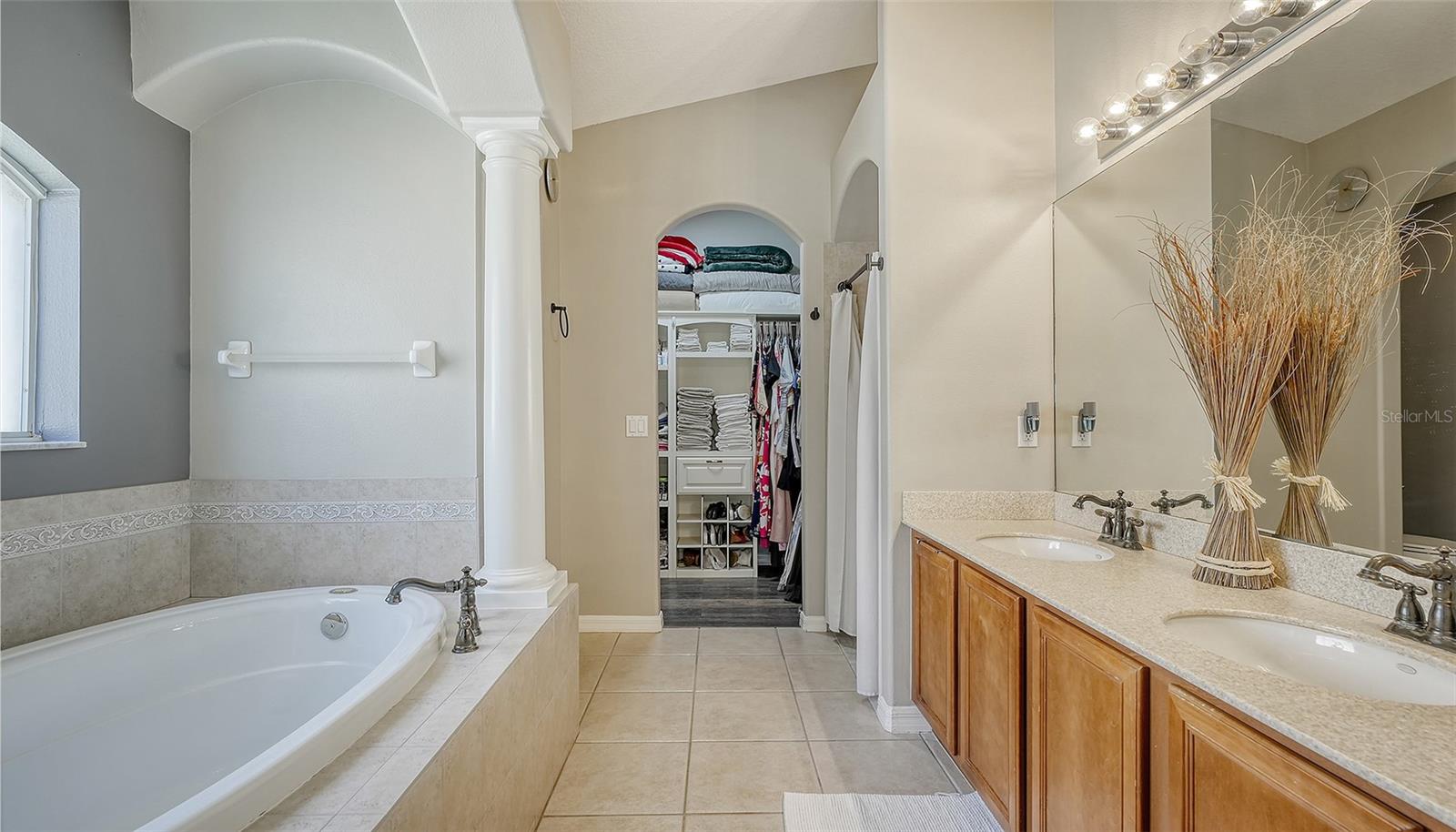 7703 NOTTINGHILL SKY DR