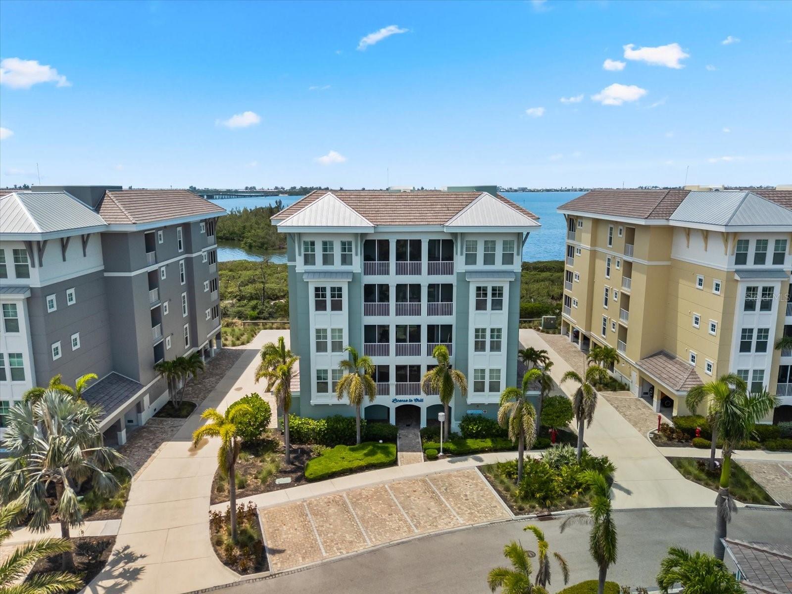 388 ARUBA CIR #103