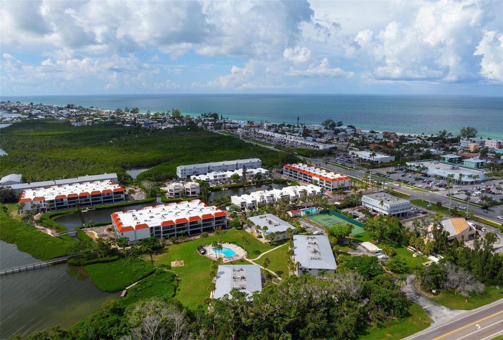 743 MANATEE AVE #743