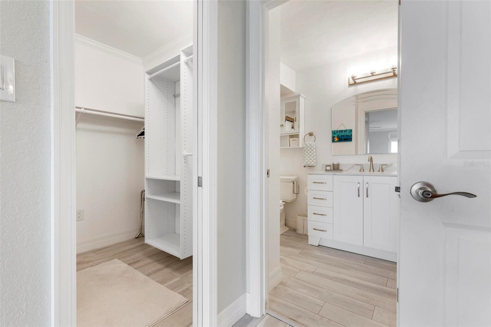 743 MANATEE AVE #743