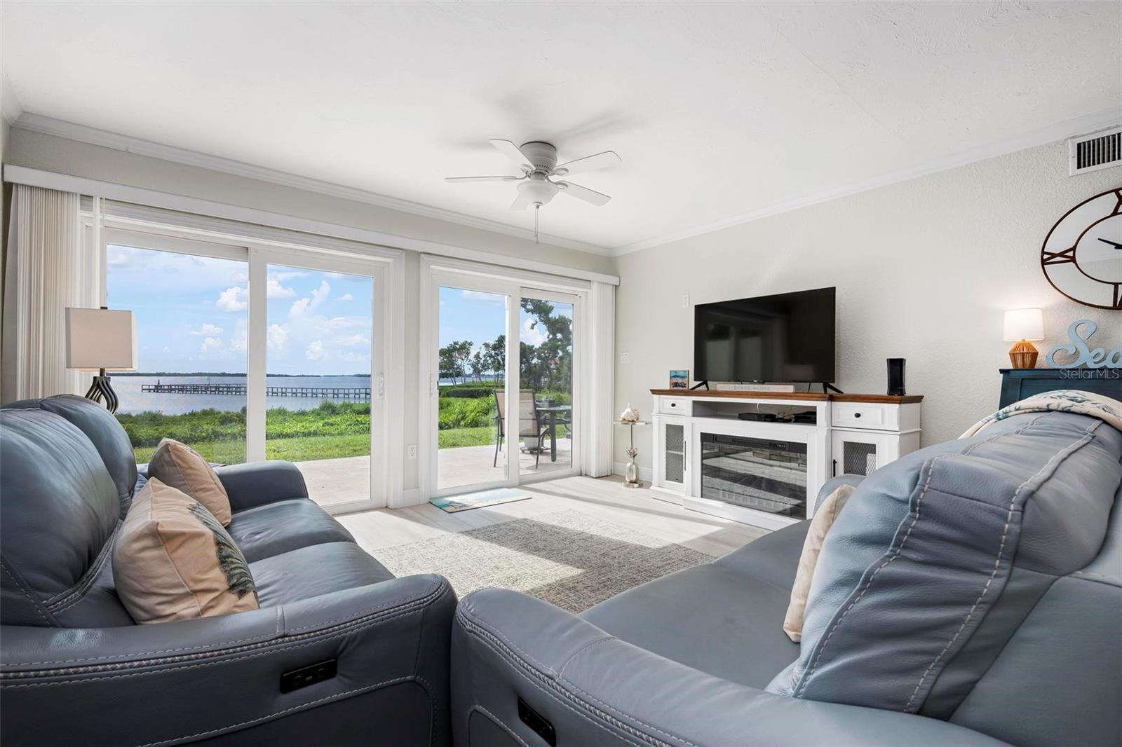 743 MANATEE AVE #743