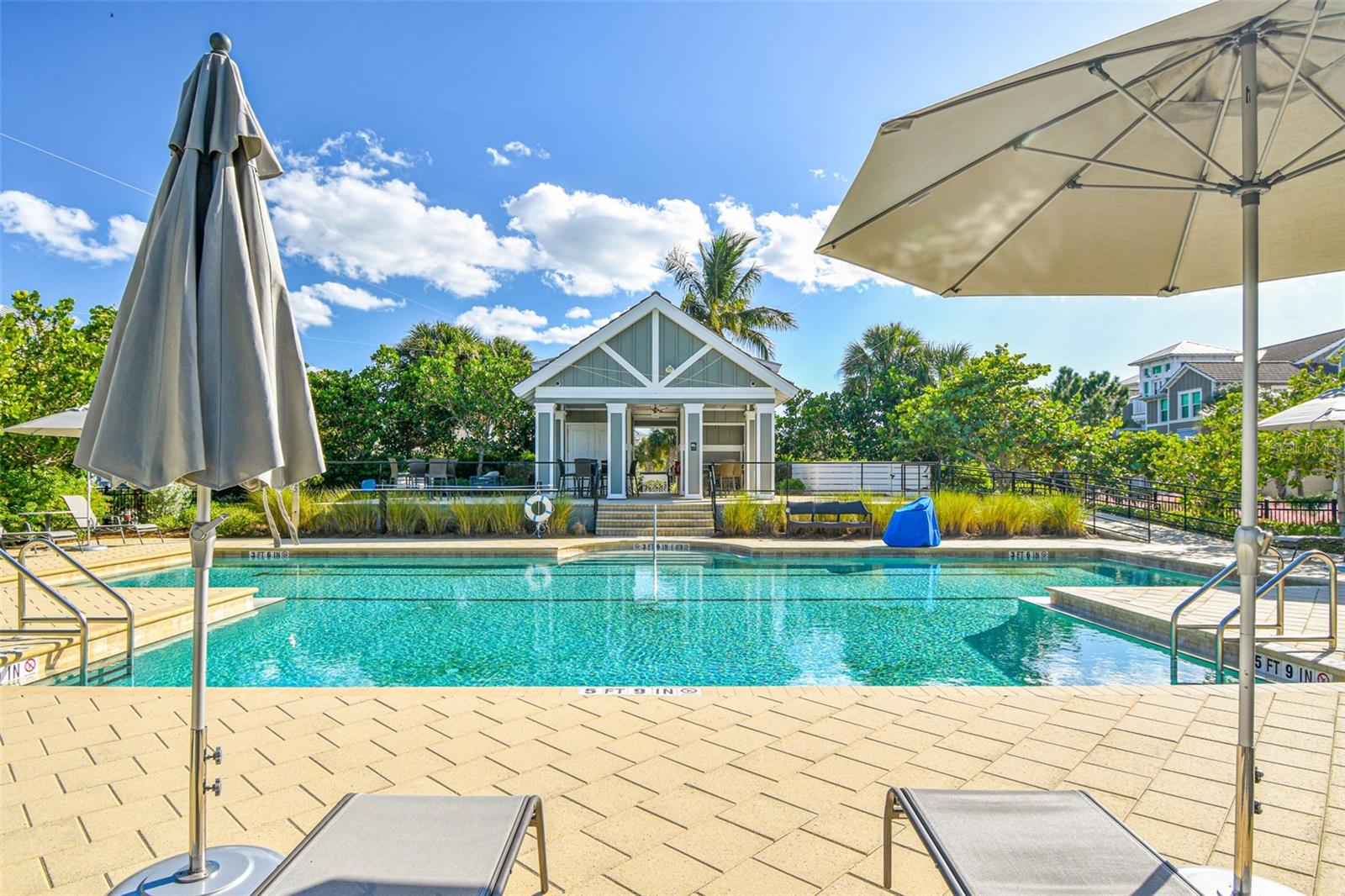 379 ARUBA CIR #202