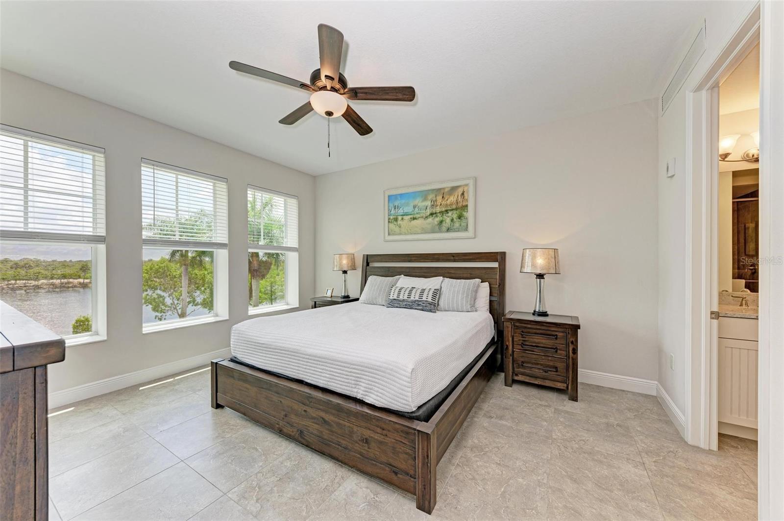 379 ARUBA CIR #202