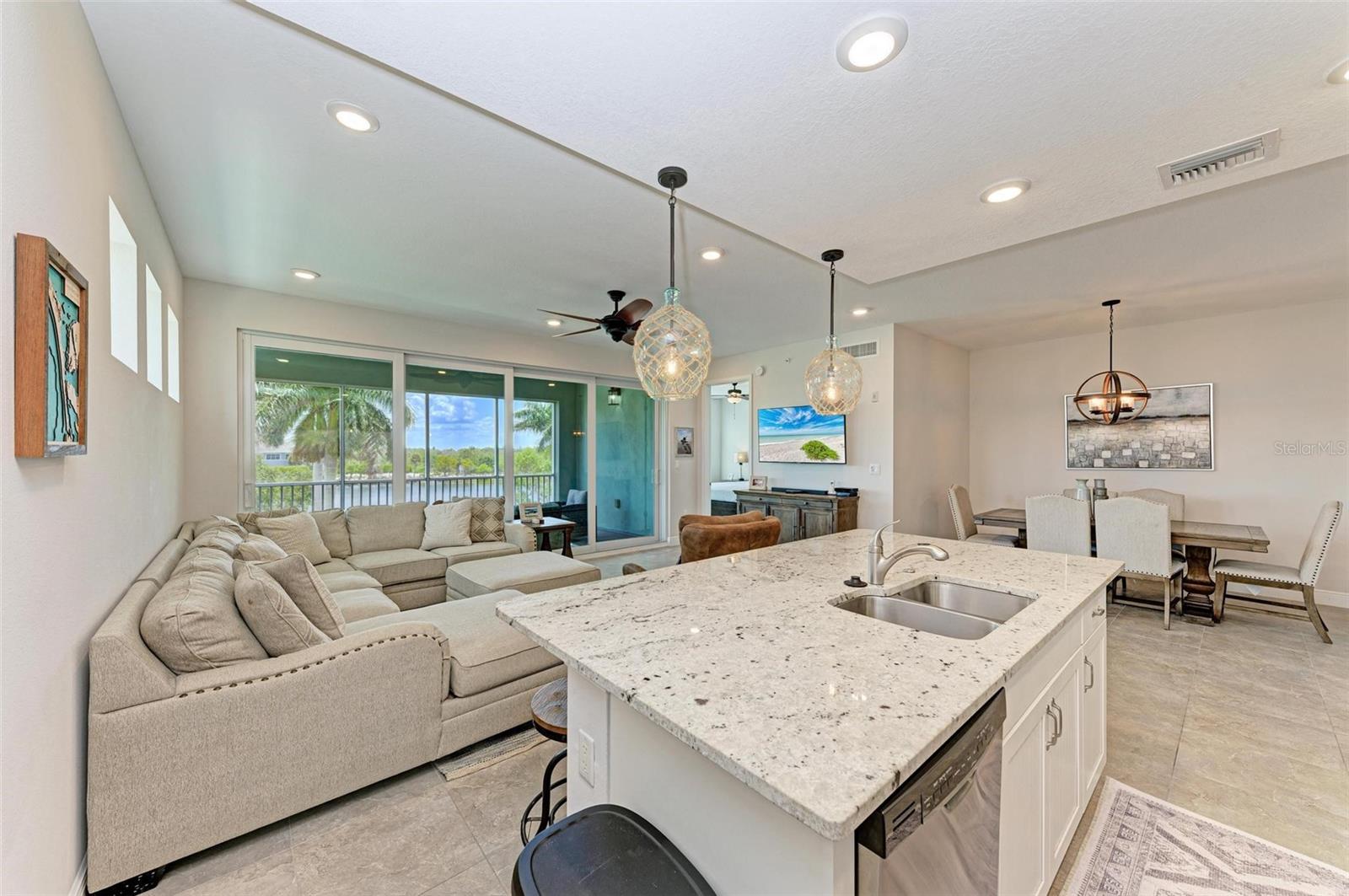 379 ARUBA CIR #202