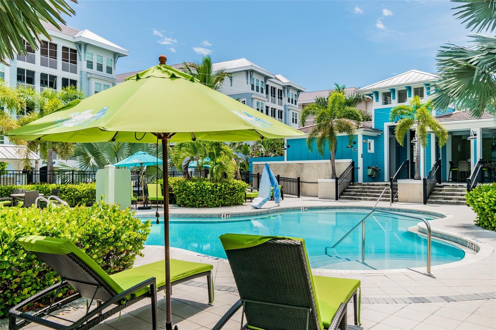 379 ARUBA CIR #202