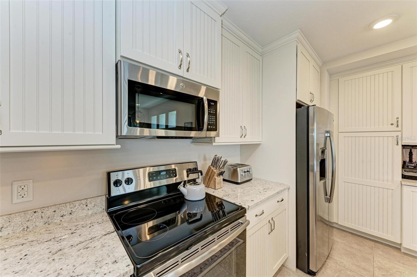 379 ARUBA CIR #202