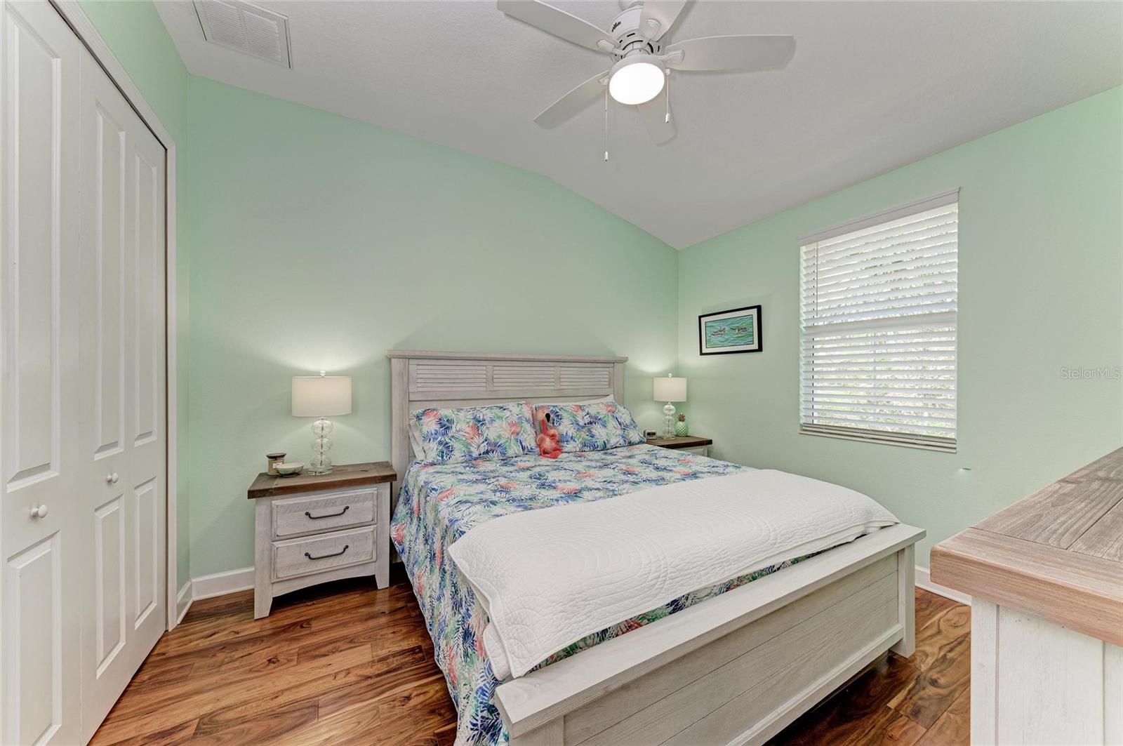 308 SAPPHIRE LAKE DR #202