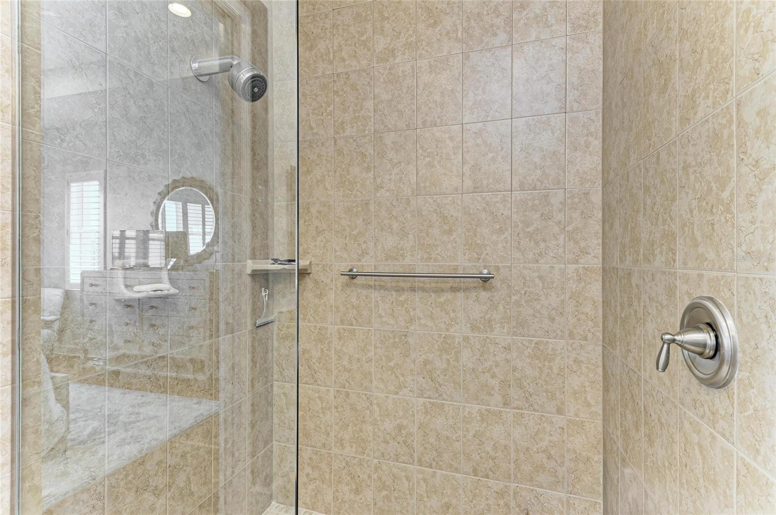 308 SAPPHIRE LAKE DR #202