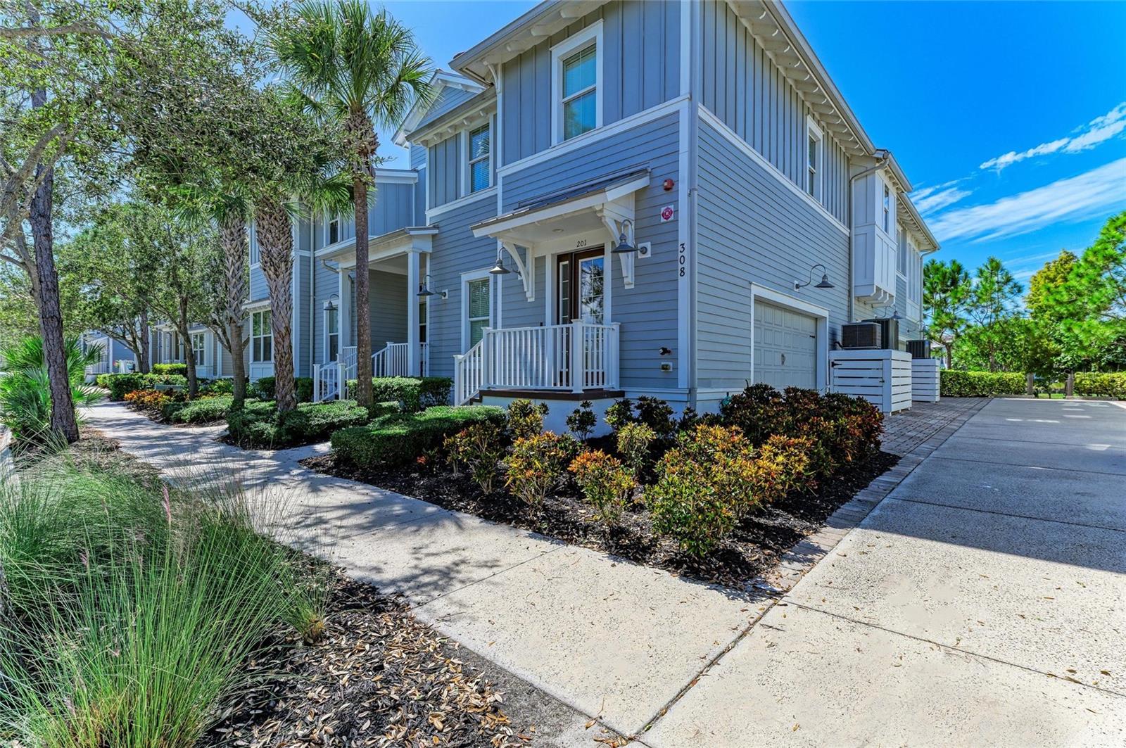 308 SAPPHIRE LAKE DR #202