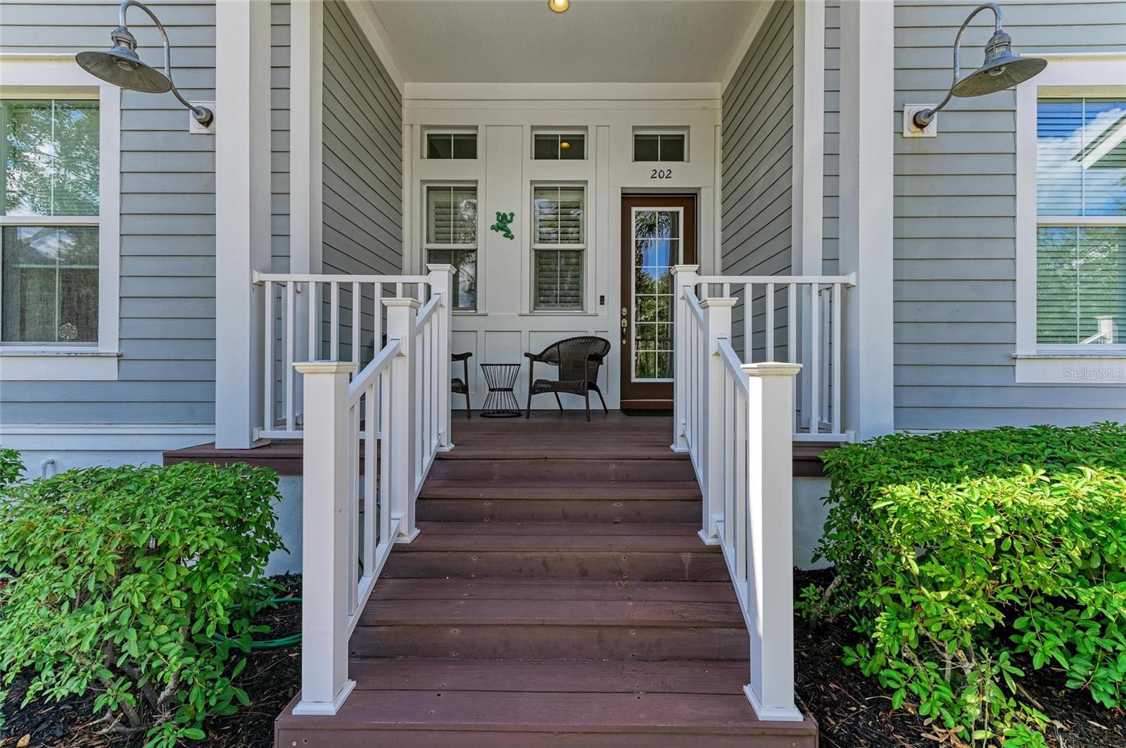 308 SAPPHIRE LAKE DR #202