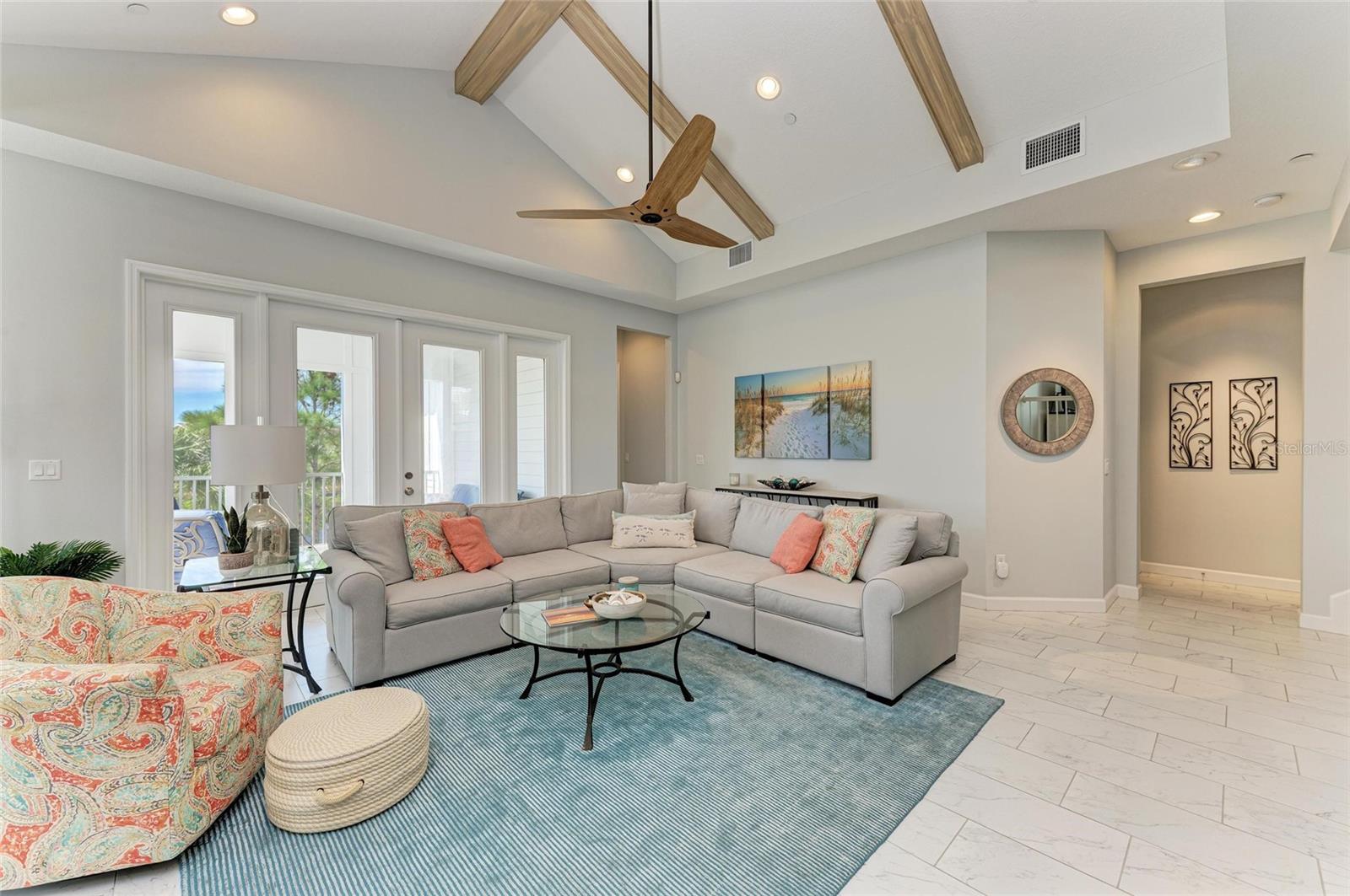 308 SAPPHIRE LAKE DR #202