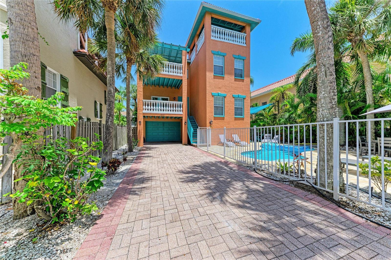 4003 5TH AVE