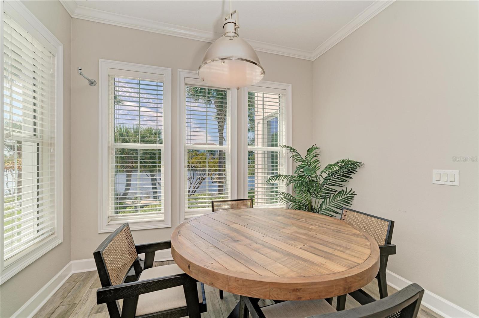 348 SAPPHIRE LAKE DR #101