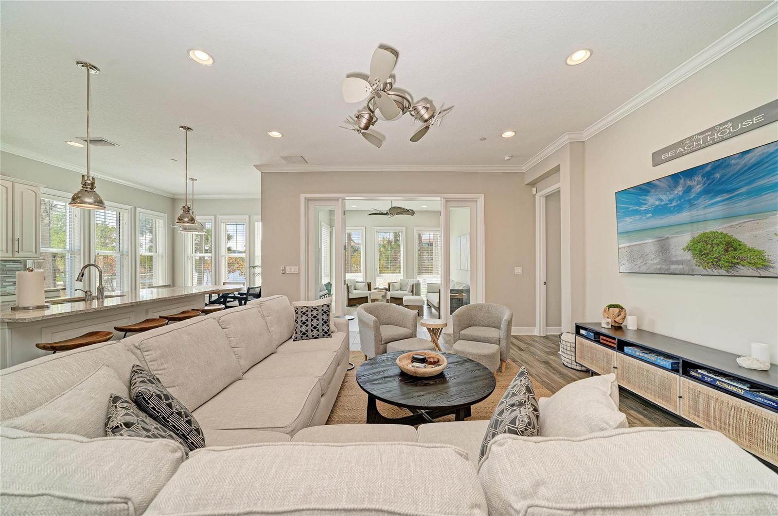 348 SAPPHIRE LAKE DR #101