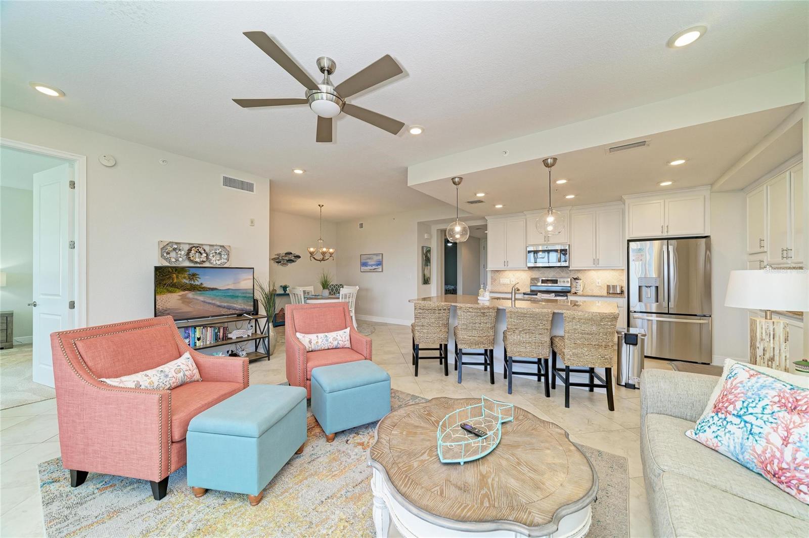 392 ARUBA CIR #102