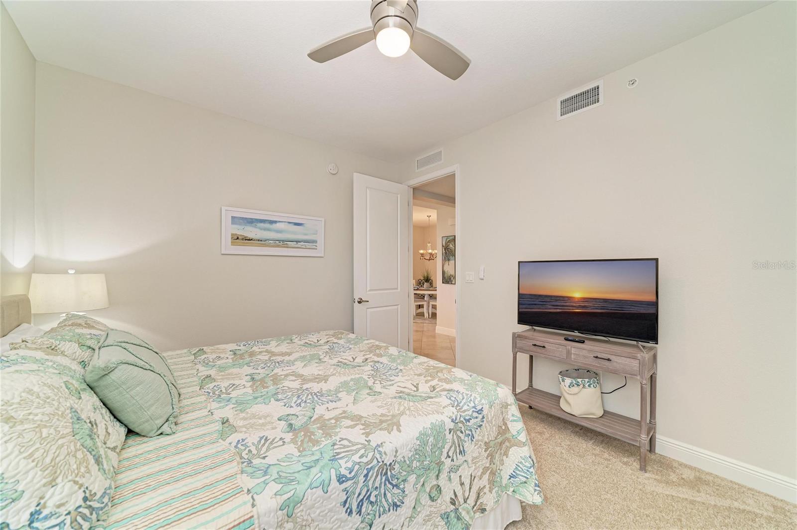 392 ARUBA CIR #102