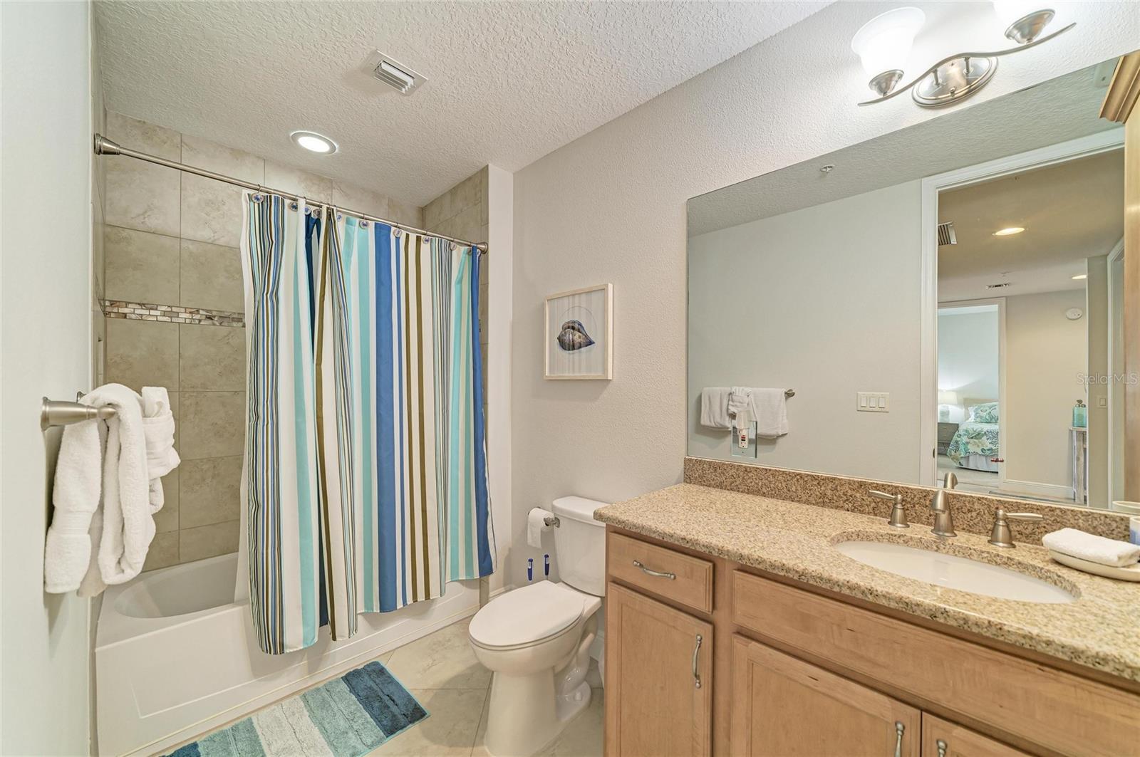 392 ARUBA CIR #102