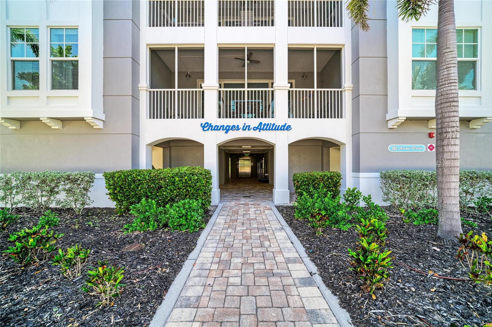 392 ARUBA CIR #102