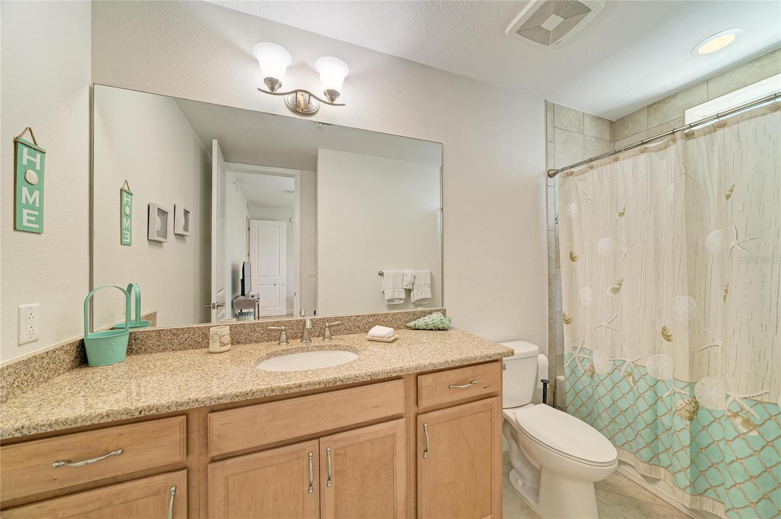 392 ARUBA CIR #102