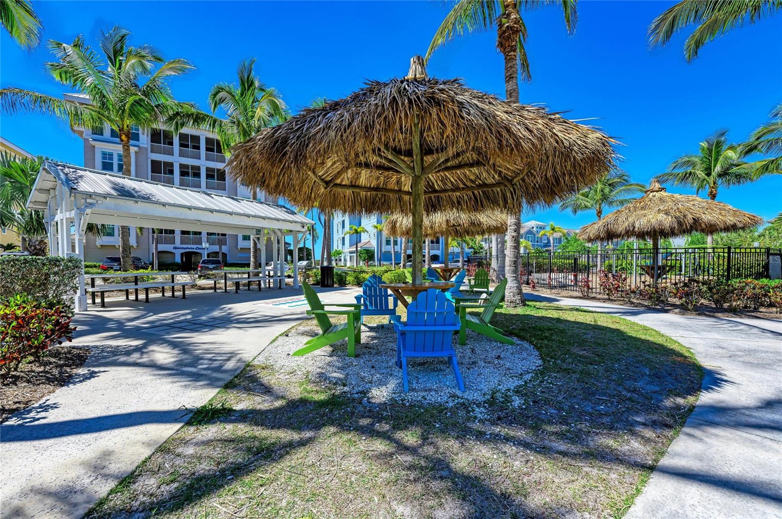 392 ARUBA CIR #102