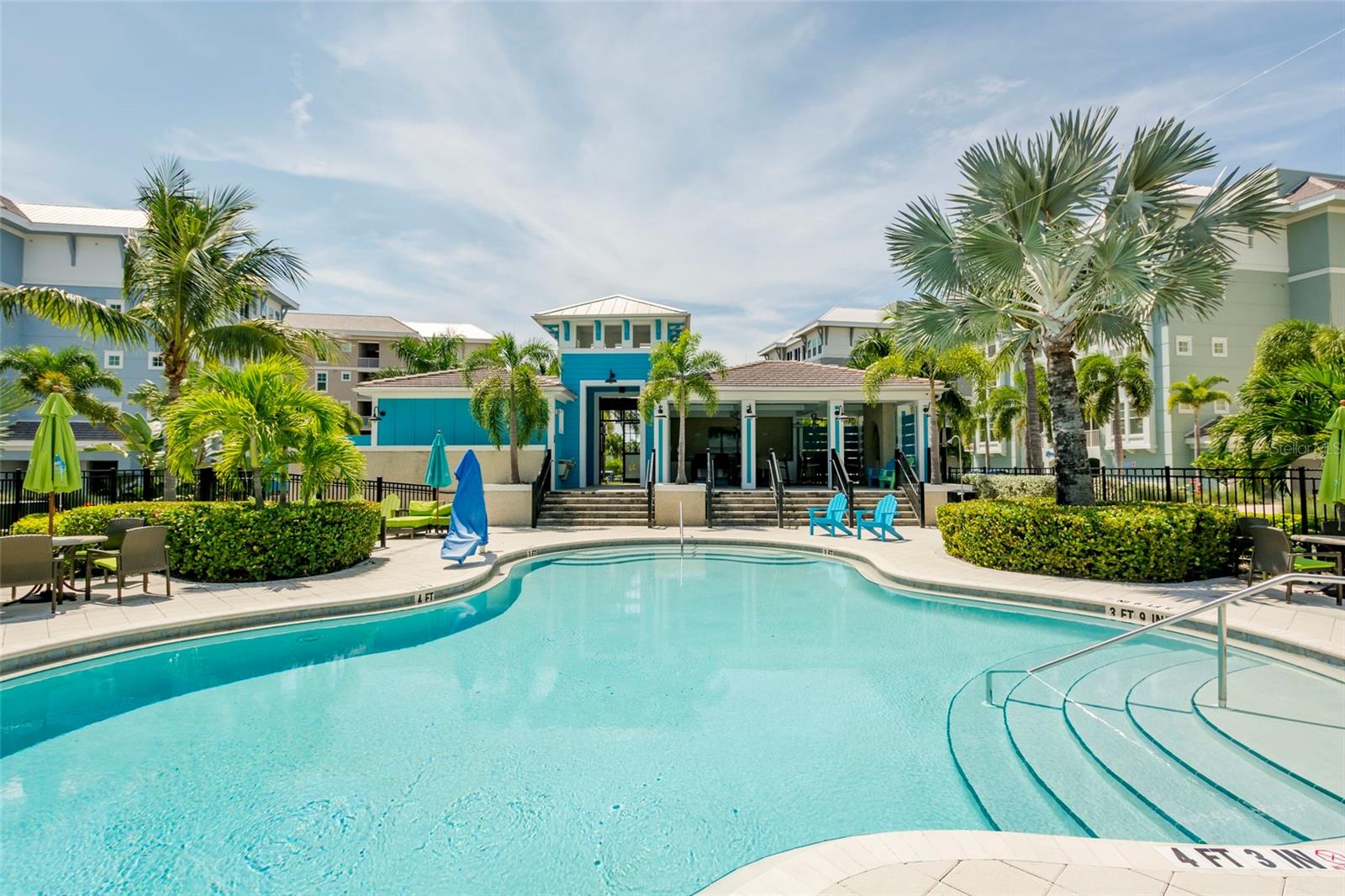 392 ARUBA CIR #102