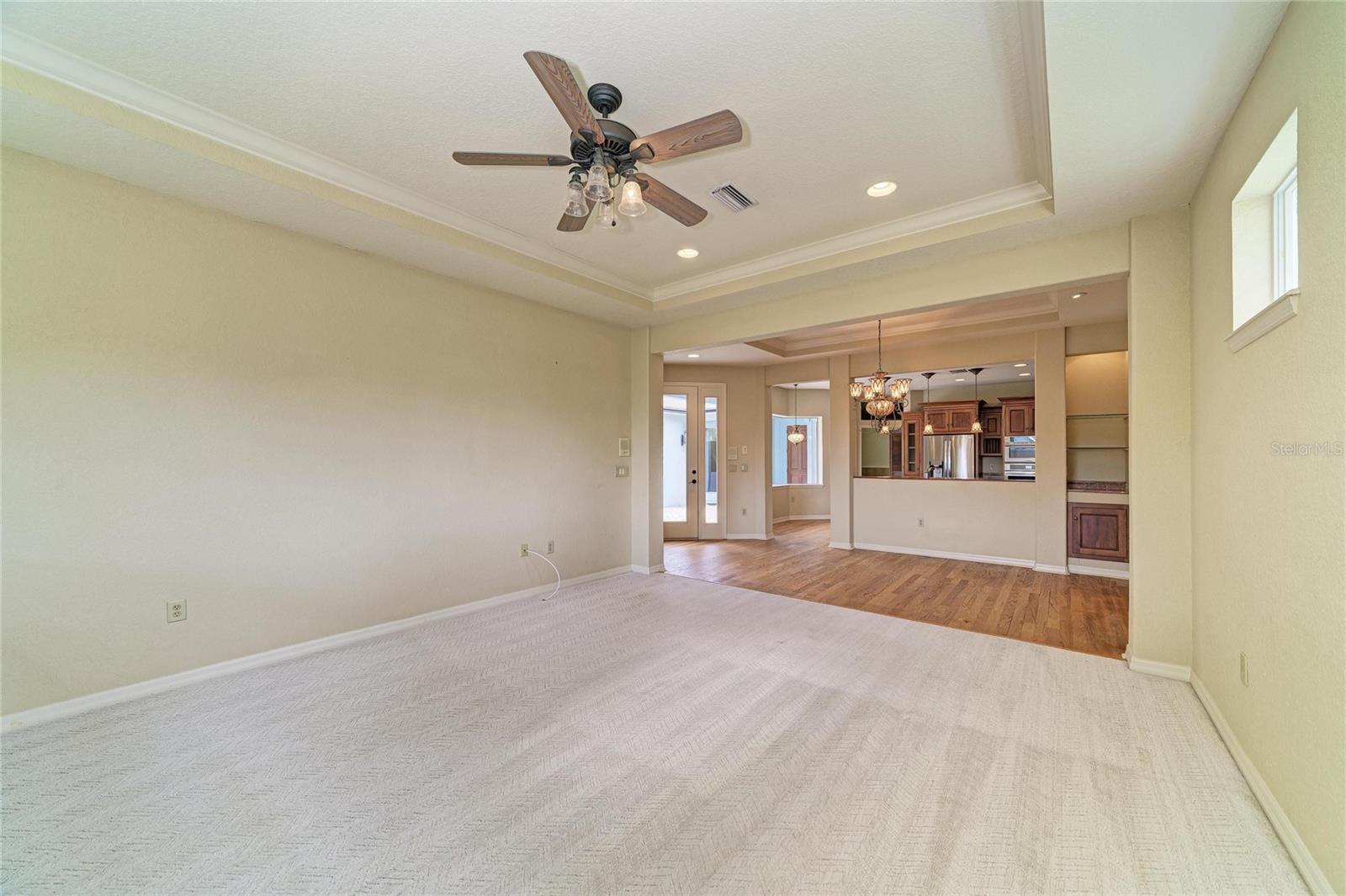 5811 30TH CT E