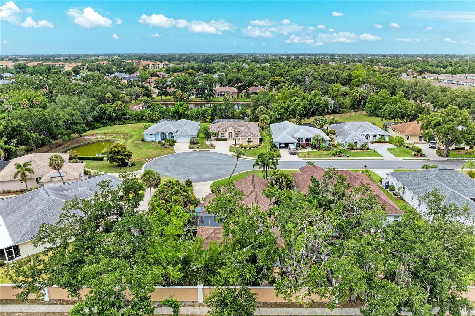 5811 30TH CT E