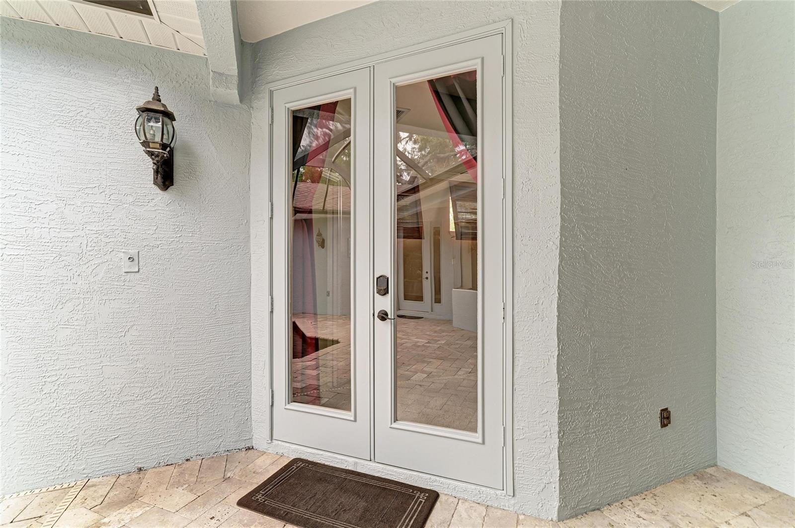 5811 30TH CT E