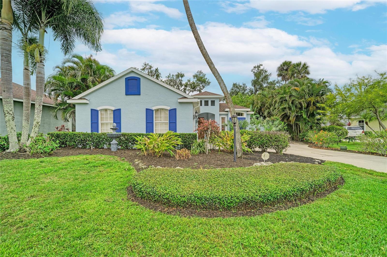 5811 30TH CT E