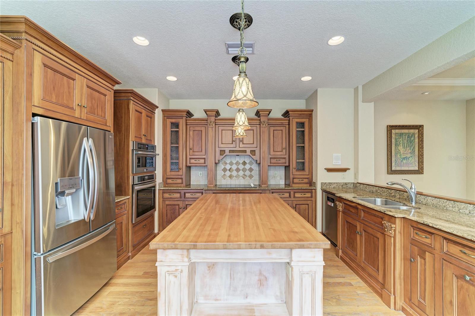 5811 30TH CT E