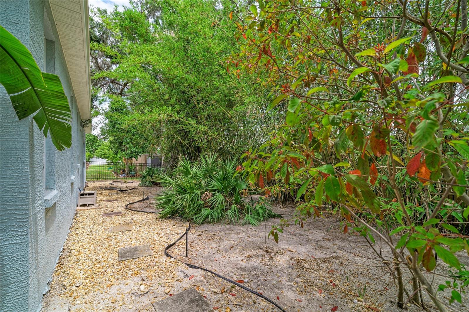 5811 30TH CT E