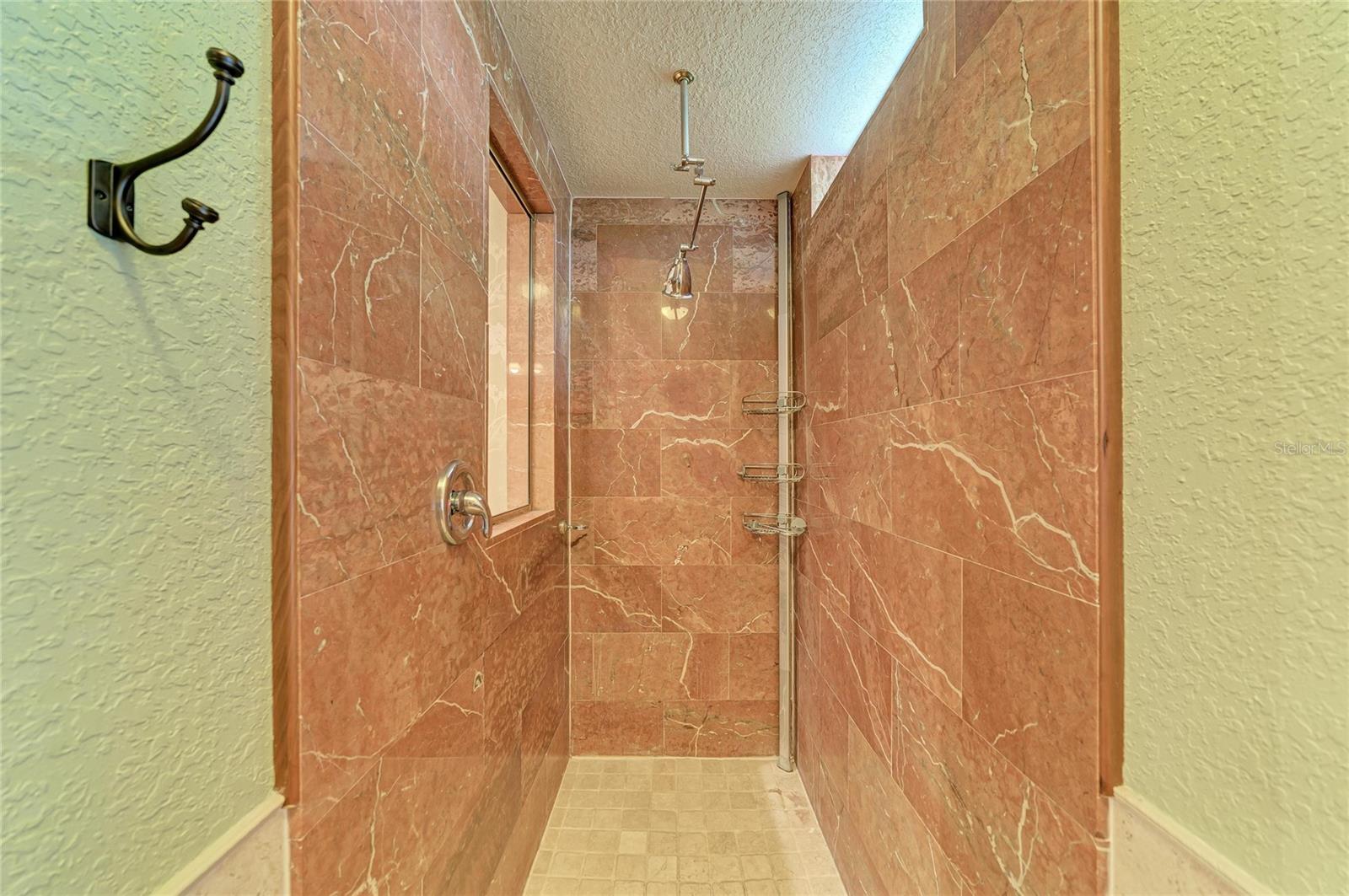 5811 30TH CT E