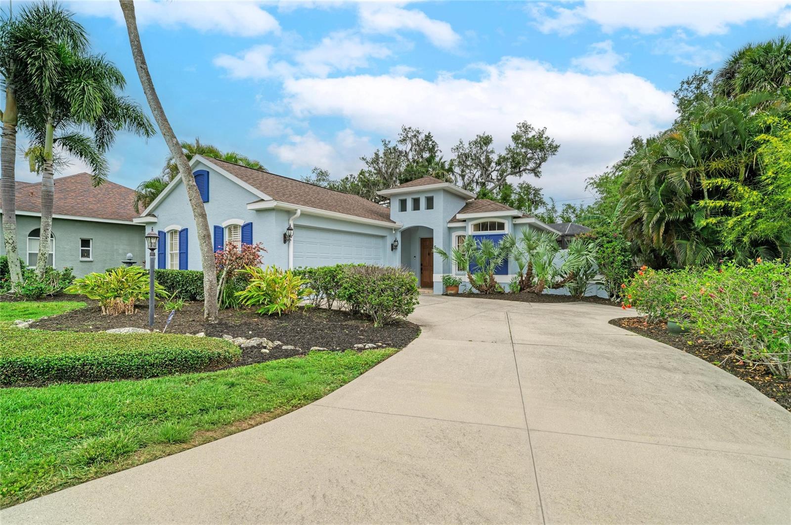 5811 30TH CT E
